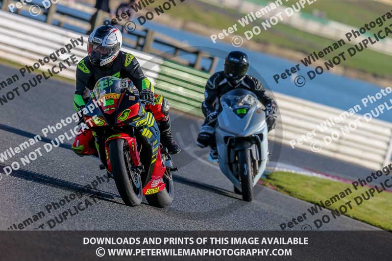 PJM Wedding Photography;enduro digital images;event digital images;eventdigitalimages;mallory park;mallory park photographs;mallory park trackday;mallory park trackday photographs;no limits trackdays;peter wileman photography;racing digital images;trackday digital images;trackday photos